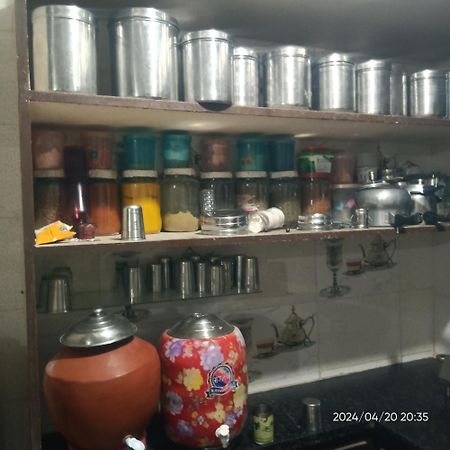 Dwarka Home Stay Luaran gambar