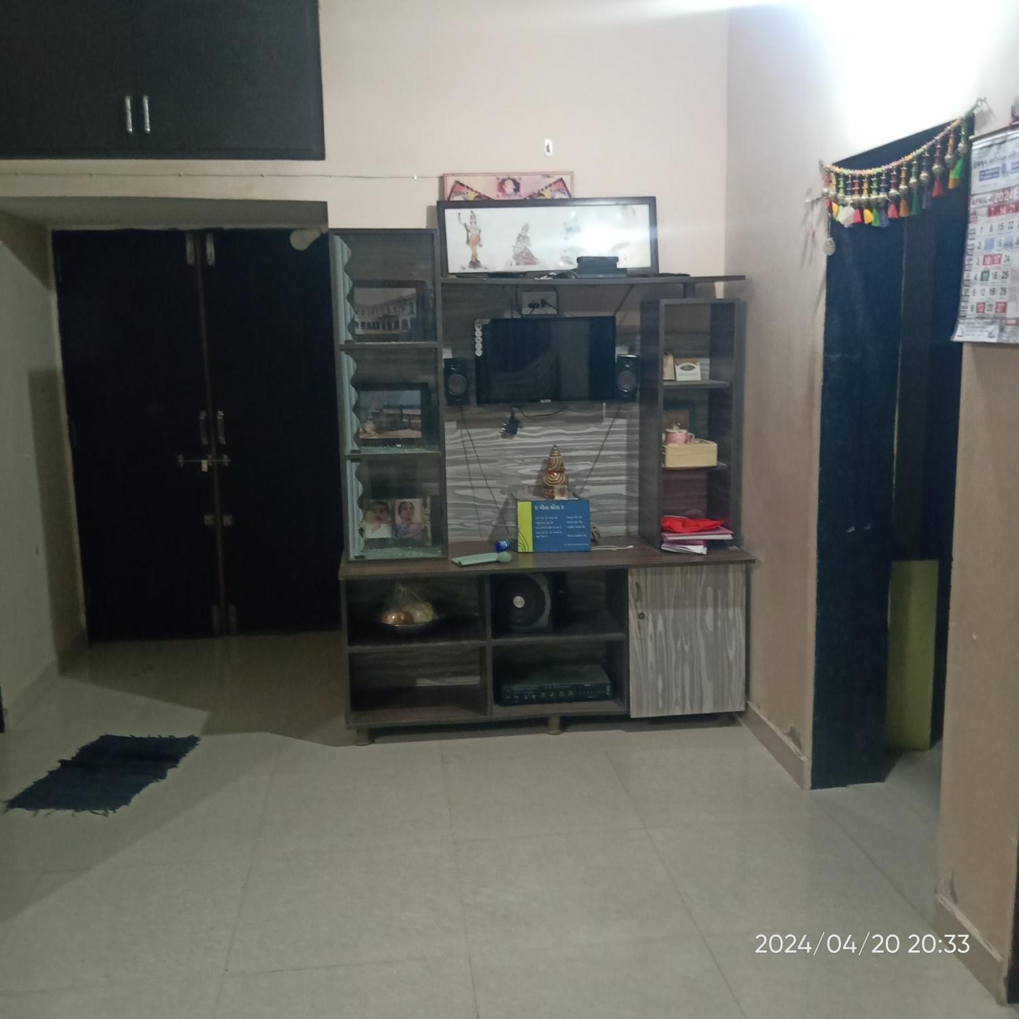 Dwarka Home Stay Luaran gambar